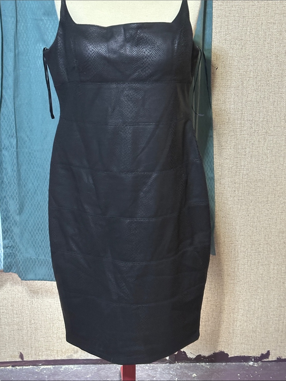 bebe Black Textured Sheath Mini Dress